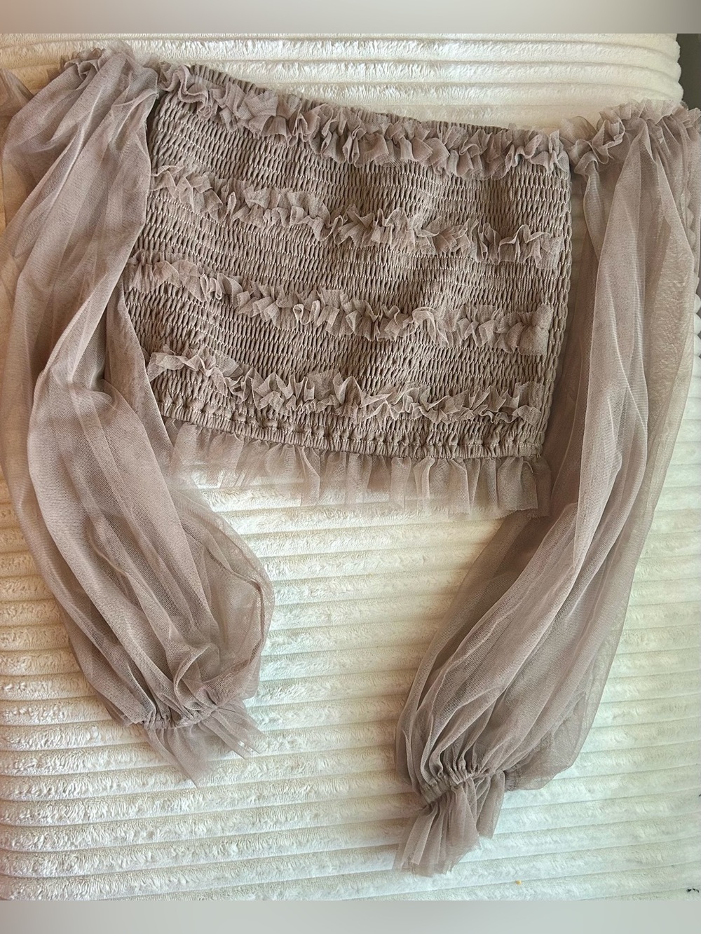 MABLE Smocked Ruffle Top - Picture 3 of 4